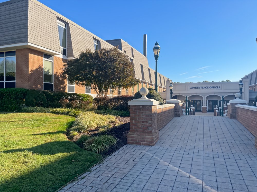 Sumner Place Offices building exterior