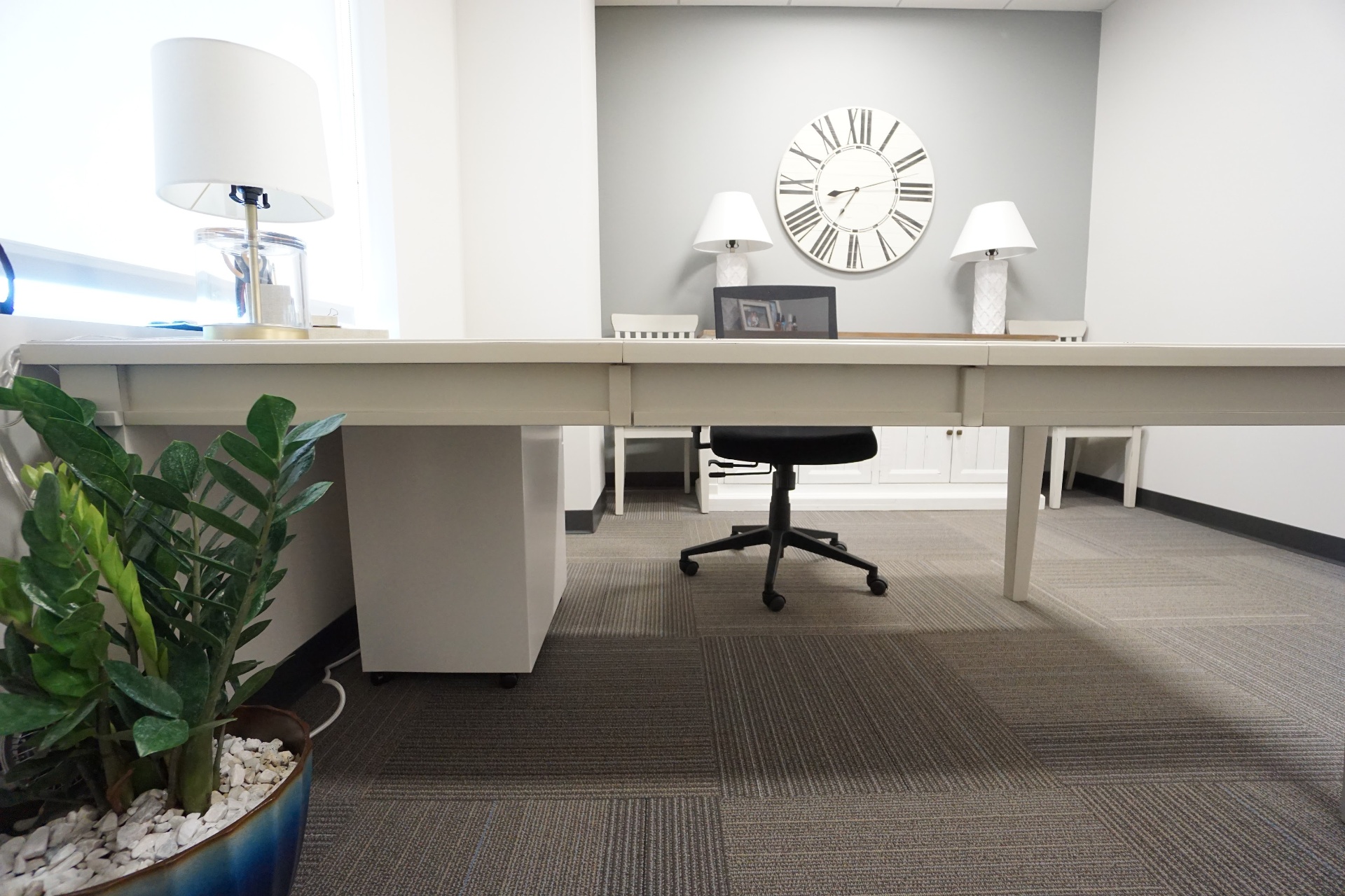 Coworking workspace with desks and chairs